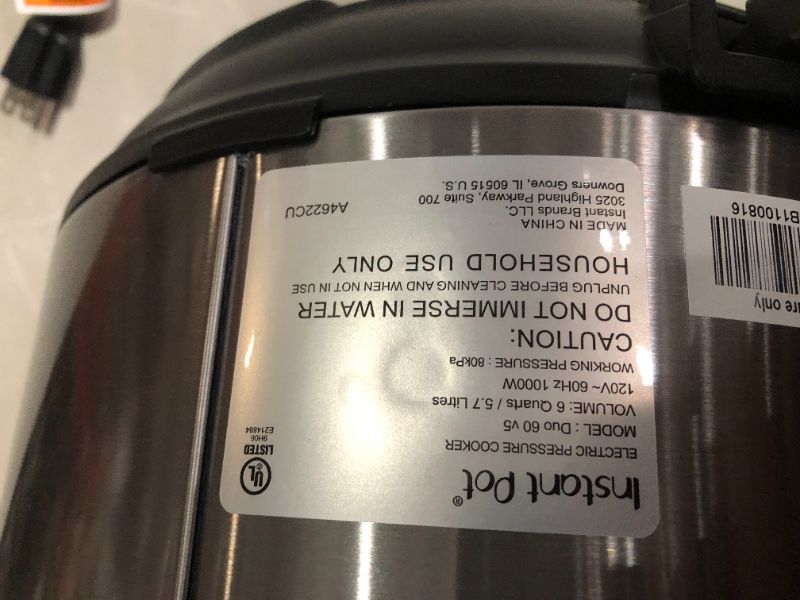Photo 3 of ***DENTED - SEE PICTURES - POWERS ON***
Instant Pot Duo 7-in-1 Electric Pressure Cooker, 6 Quart