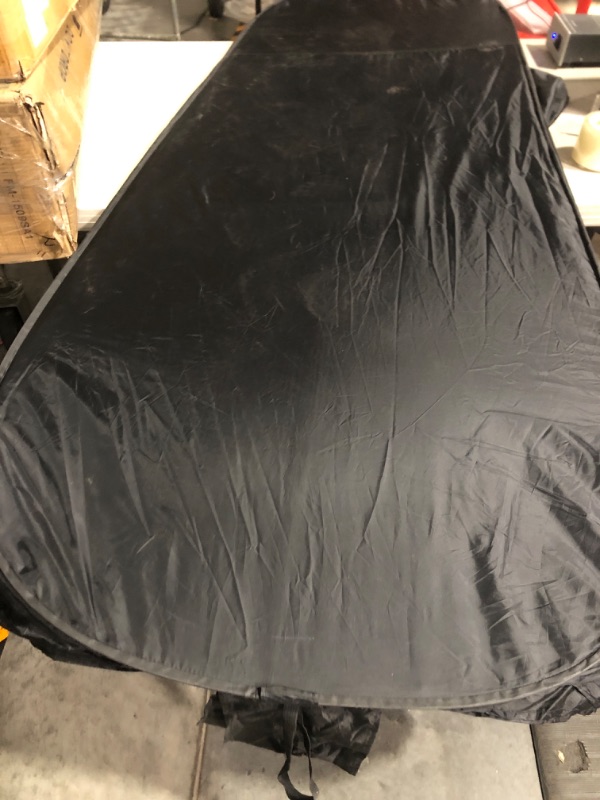 Photo 3 of (Minor damage) Uninetic Pop Up Large Privacy Tent - 5 x 5 x 6.2Ft  Black