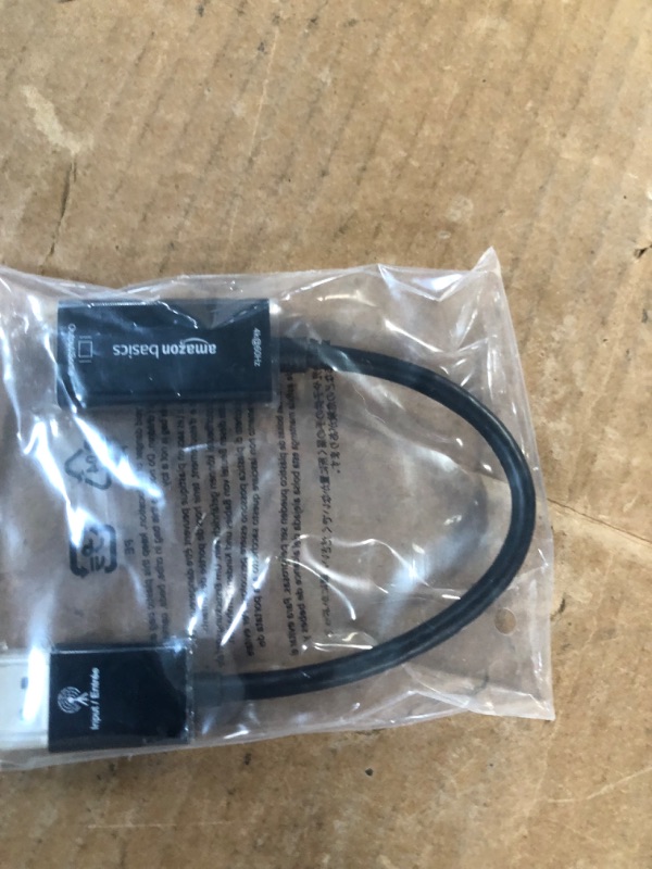 Photo 3 of Amazon Basics DisplayPort to HDMI Adapter (4k@60Hz) 4K/60Hz DisplayPort