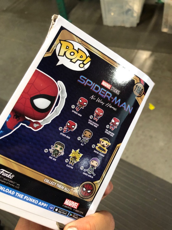 Photo 5 of Funko Pop! Marvel: Spider-Man: No Way Home - Spider-Man in Finale Suit Toy - Spider-Man