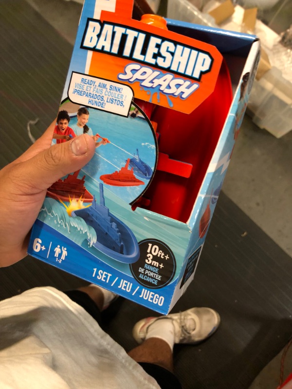 Photo 3 of Hasbro Battleship Splash Game – Backyard Water Toys for Outdoor Summer Fun