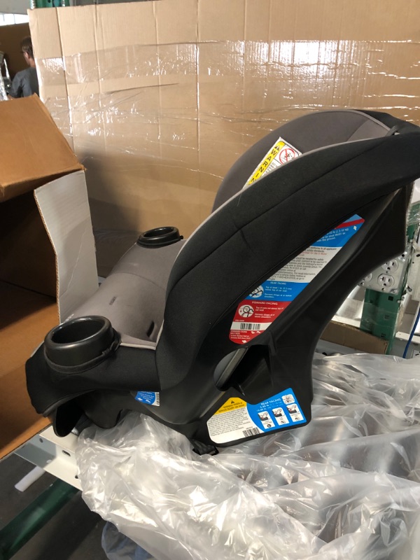 Photo 3 of Cosco Onlook 2-in-1 Convertible Car Seat, Rear-Facing 5-40 pounds and Forward-Facing 22-40 pounds and up to 43 inches