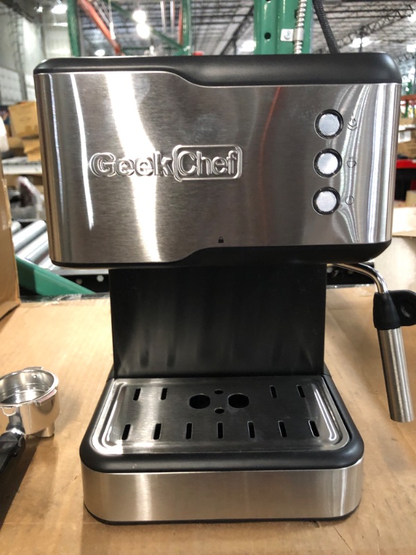 Photo 2 of **item damaged**see images**
GEEK CHEF - 20Bar Espresso Maker - Model GCF20C