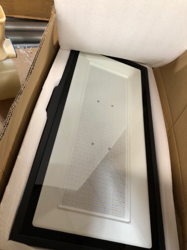 Photo 1 of Gopretty 800W LED Flood Light,