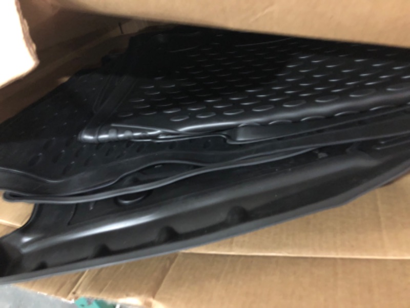 Photo 2 of Fits 2017-2023 Chrysler Pacifica Floor mats 7 or 8 Passenger 