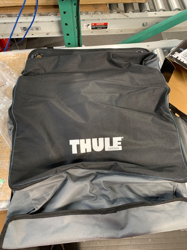 Photo 2 of Thule Organization for Chaussures Cargo Management