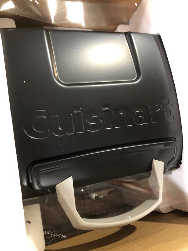 Photo 4 of [New] Cuisinart CGG-180TS Petit Gourmet Portable Tabletop Gas Grill, Stainless Steel Petit Gourmet Tabletop Gas Grill, Stainless Steel (Black)