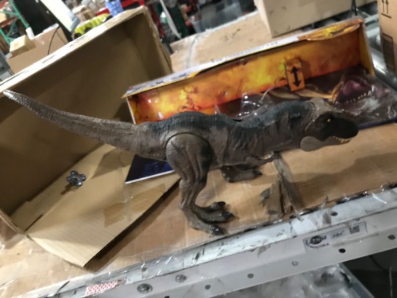 Photo 2 of ?Jurassic World Dominion Dinosaur T Rex Toy