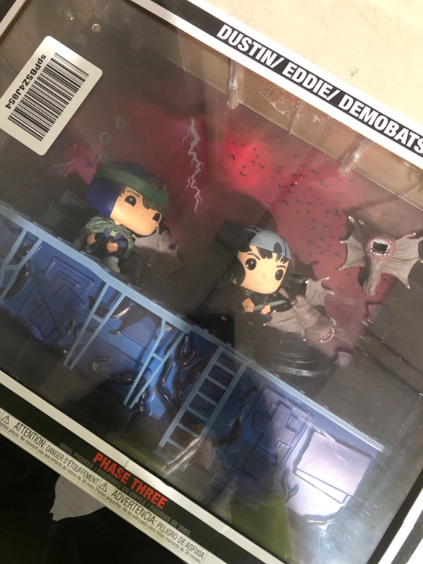 Photo 3 of ***item damaged bats fell off***see images***
Funko POP! Moments Deluxe: Stranger Things - Dustin/Eddie/Demobats Phase Three
