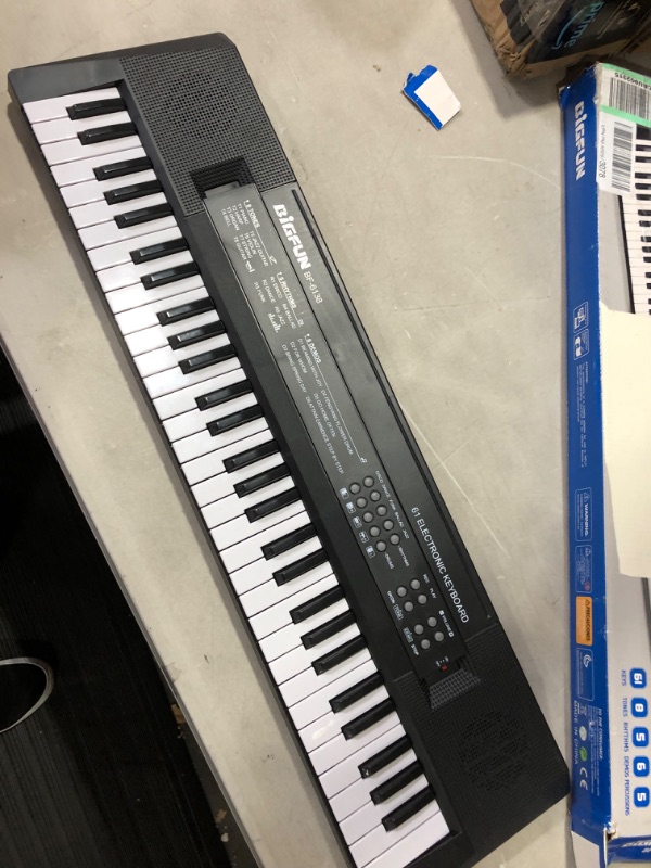 Photo 2 of PIANO ONLY*****
Kids Keyboard Piano 37 Keys Piano