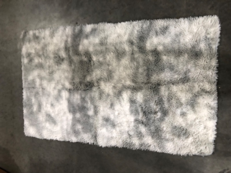 Photo 2 of [Like New] Vocrite Fluffy Rug for Bedroom, Furry Shag Area Carpet  (4'x6 Grey)