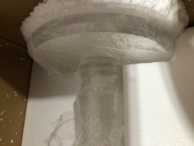 Photo 1 of *BRAND NEW* Artmaze Clear Acrylic End Table,Drink Table