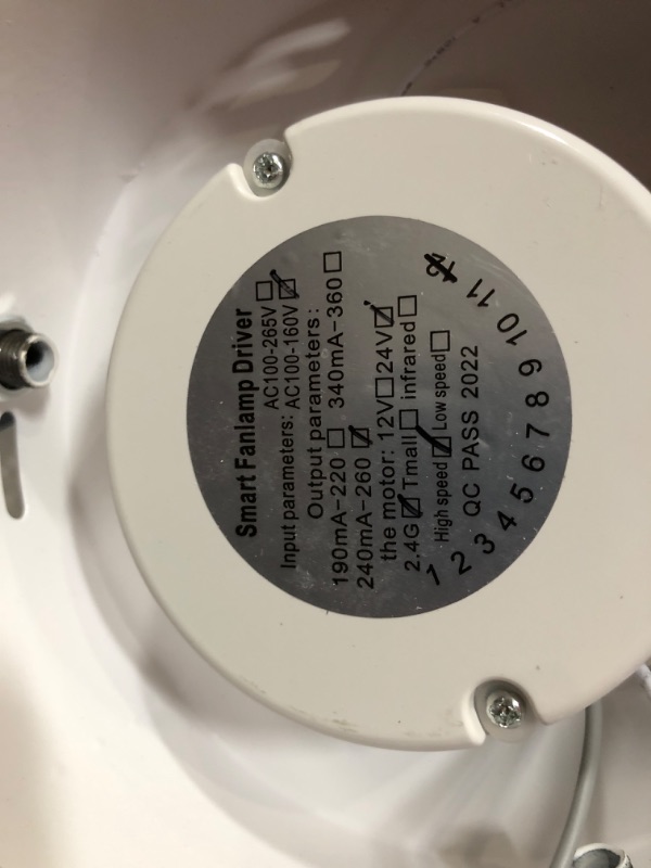 Photo 3 of *SEE NOTES* WLBHWL Ceiling Fan 30W Stepless Dimming Ceiling Fans with Remote Control, Ceiling Light with Fan, 6 Wind Speeds 