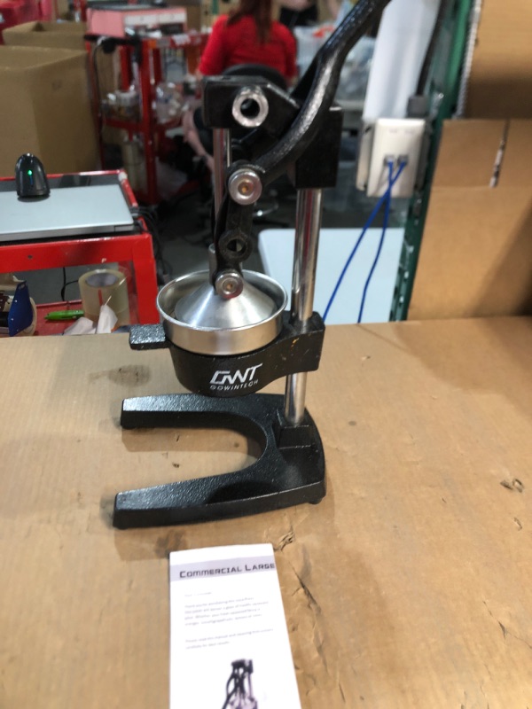 Photo 1 of * USED * MISSING PARTS * 
Gowintech Commercial Heavy Duty Cast Iron Hand Press Manual Orange Citrus Lemon Lime Grapefruit Pomegranate Fruit Juice Squeezer Machine Black