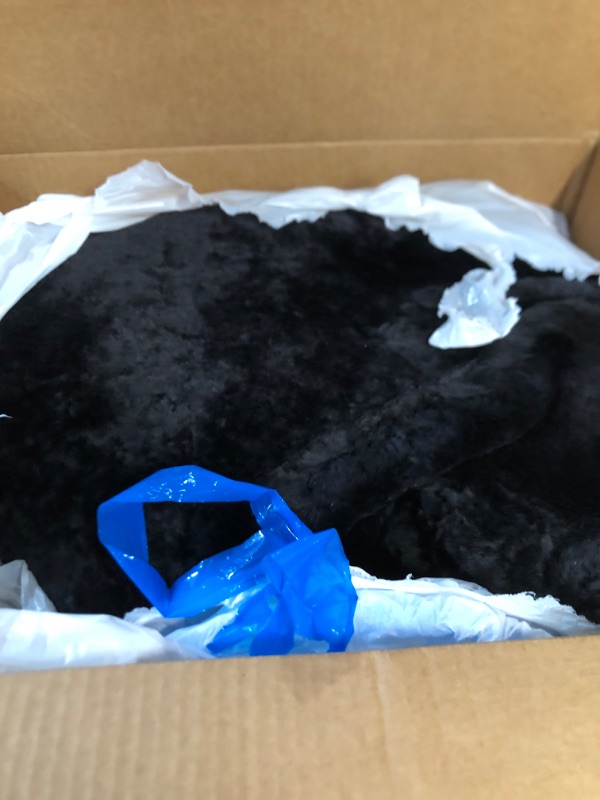 Photo 3 of * USED * 
Genuine Sheepskin Seat Cover Lambskin Seat Cover Winter Car Seat Cover Lambs Wool Sheep Skin Fuzzy Seat Cover Shearling Car Accessories Front Bucket with Curve Patten (Black)