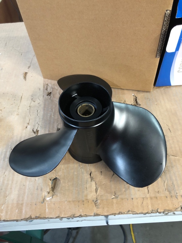 Photo 2 of COPKINGO Boat Propeller for Mercury Outboard 30HP-70HP 25hp Bigfoot(4 Stroke),13 Spline Tooth 11 5/8x11 /Outboard Propeller for Mercury Engine Motor 48-823478A5