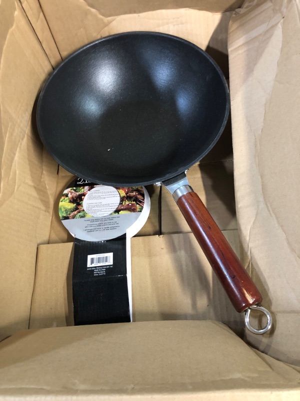 Photo 2 of * USED * 
21st & Main Wok, Stir Fry Pan, Wooden Handle, 11 Inch