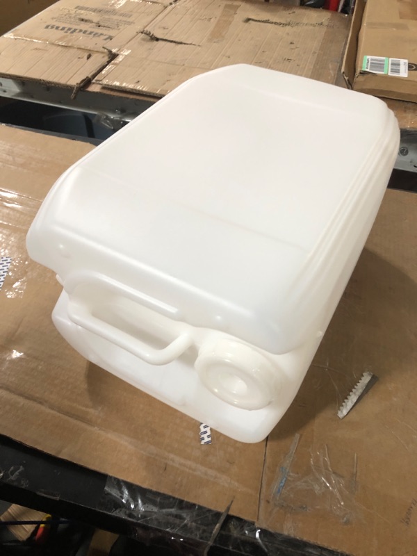 Photo 2 of 5 Gallon Plastic Hedpack with cap 1 White