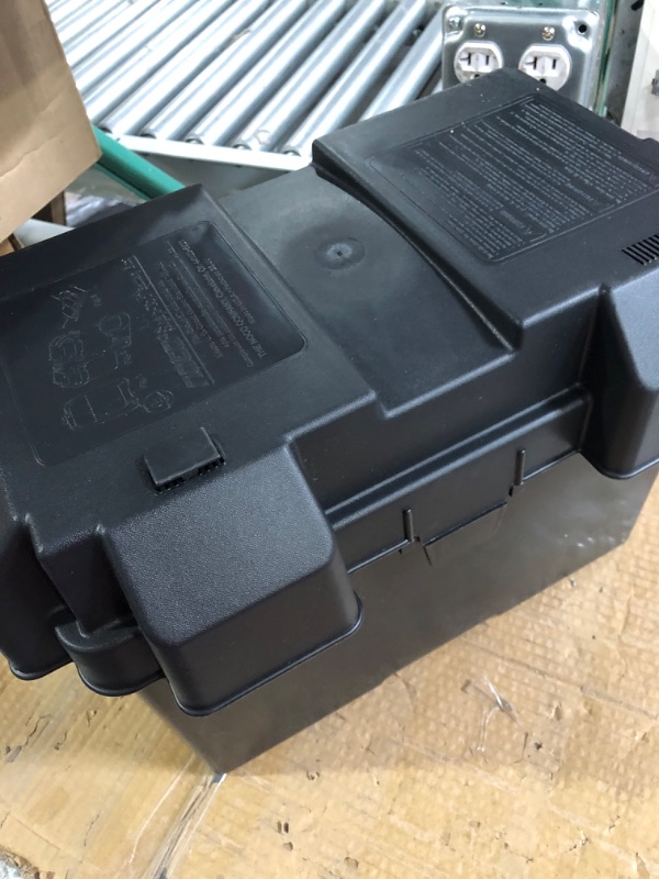 Photo 3 of NOCO Snap-Top HM318BKS Battery Box