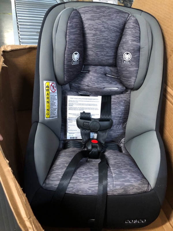 Photo 4 of Cosco Mighty Fit 65 DX Convertible Car Seat (Heather Onyx Gray)