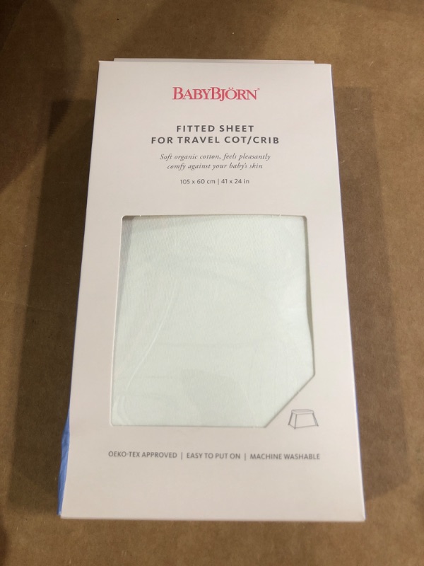 Photo 2 of BABYBJORN Fitted Sheet for Travel Crib Light - Organic White Fitted Sheet for Travel Crib White