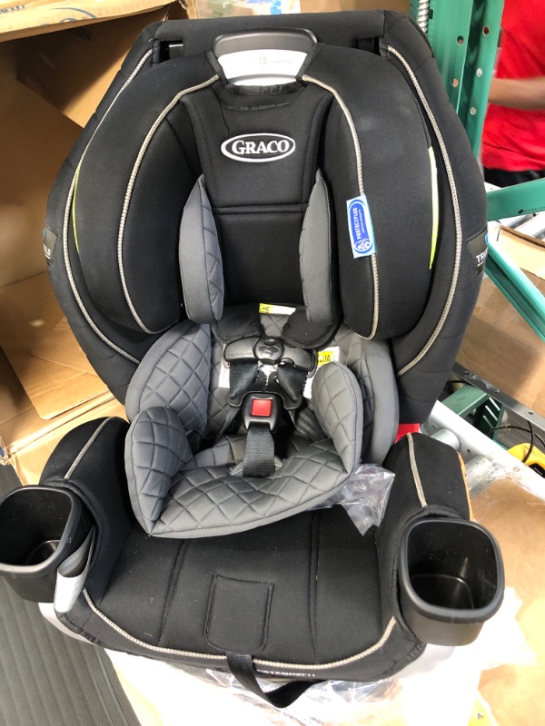 Photo 3 of Graco Extend2Fit 3 in 1 Car Seat