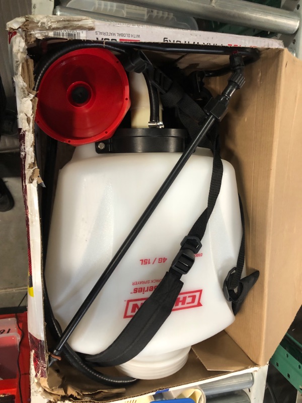 Photo 5 of *Used* *Missing parts for sprayer*CHAPIN 61800 4Gal Backpack Sprayer with Adjustable and Fan Nozzle , 4-Gallon, Translucent White 