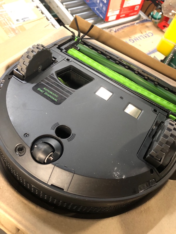 Photo 2 of **USED** iRobot Roomba s9+ (9550) Robot Vacuum with Automatic Dirt Disposal