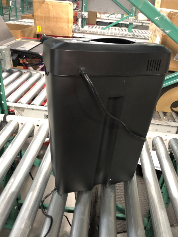 Photo 3 of **For Parts only**Aurora AU870MA High-Security 8-Sheet Micro-Cut Paper Credit Card Shredder Black 8-Sheet MicroCut