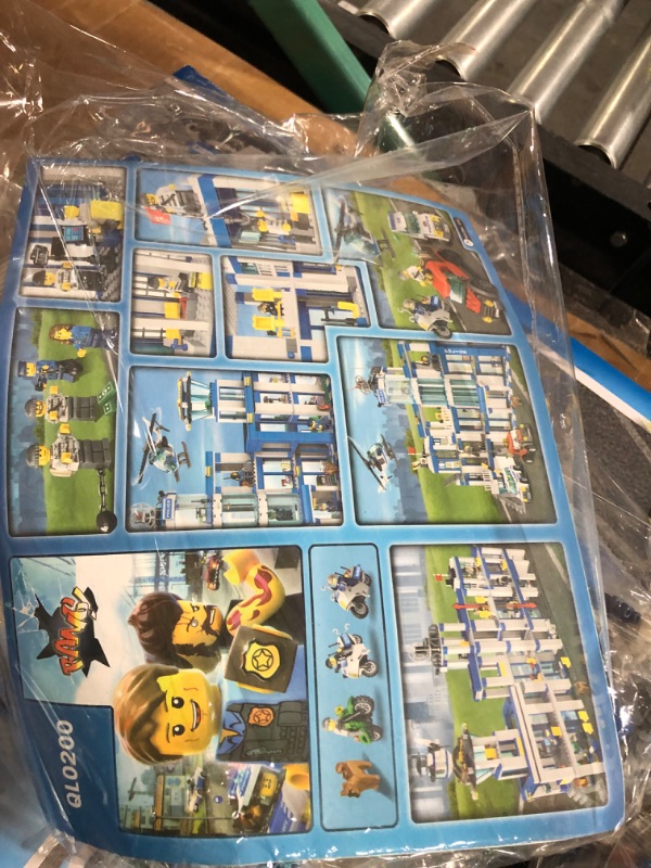 Photo 4 of DG Dreams City Series Building Set, Police Station Building Kits Anti-Terrorism Theme with Helicopters and Multiple Vehicles(1397 Pieces)