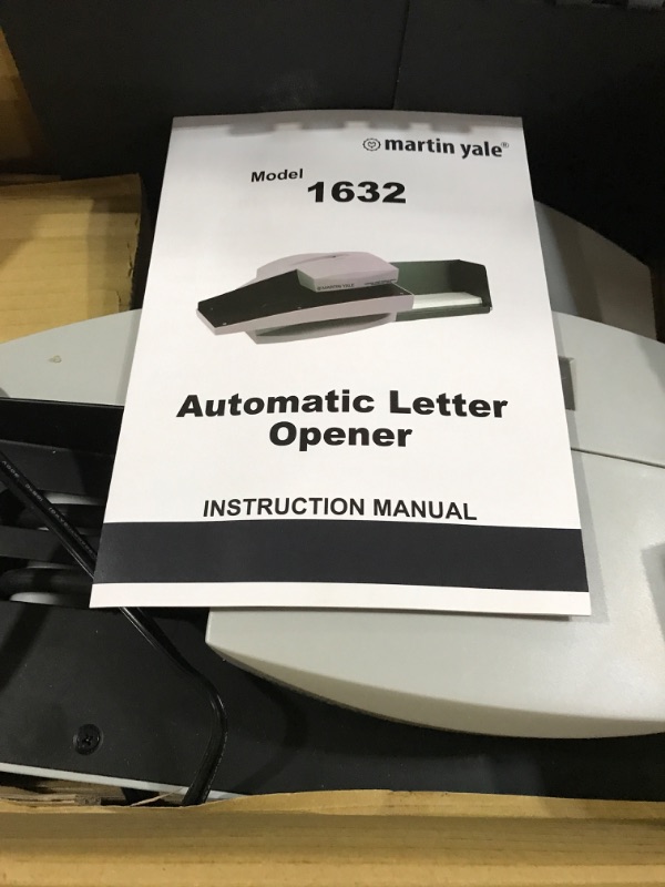 Photo 3 of Martin Yale 1632 Automatic Letter Opener, Automatically feeds and opens a stack of envelopes, Grey (PRE1632)