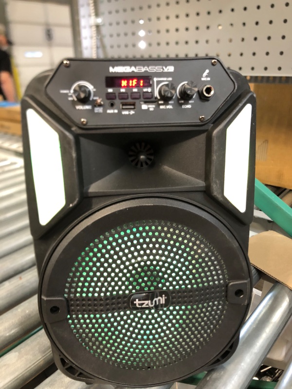 Photo 1 of TZUMI 8027 TZUMI MEGA BASS Portable Bluetooth SPK