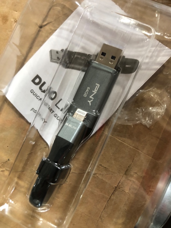 Photo 2 of PNY 64GB Duo Link iOS USB 3.0 OTG Flash DrivE