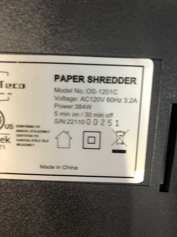 Photo 2 of Paper Shredder