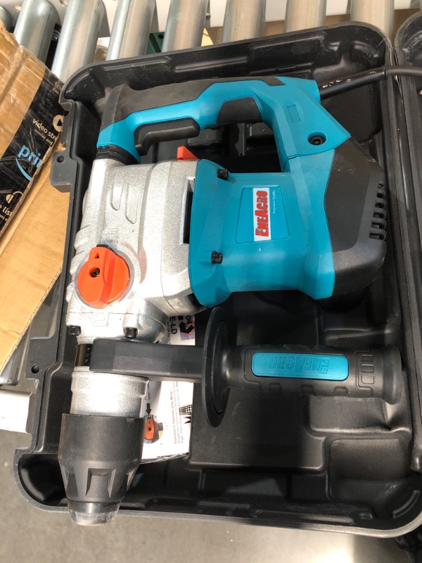 Photo 4 of *GENTLY USED* ENEACRO 1-1/4 Inch SDS-Plus 13 Amp Heavy Duty Rotary Hammer Drill, Safety Clutch 4 Functions with Vibration Control with Case