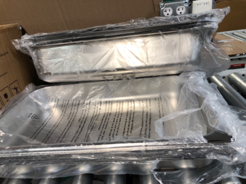 Photo 4 of *GENTLY USED* IMACONE 4 Pack Chafing Dish Buffet Set, 8QT Stainless Steel Rectangular Chafers and Buffet Warmer, with Food & Water Pan, Lid, Foldable Frame, Fuel Holder 