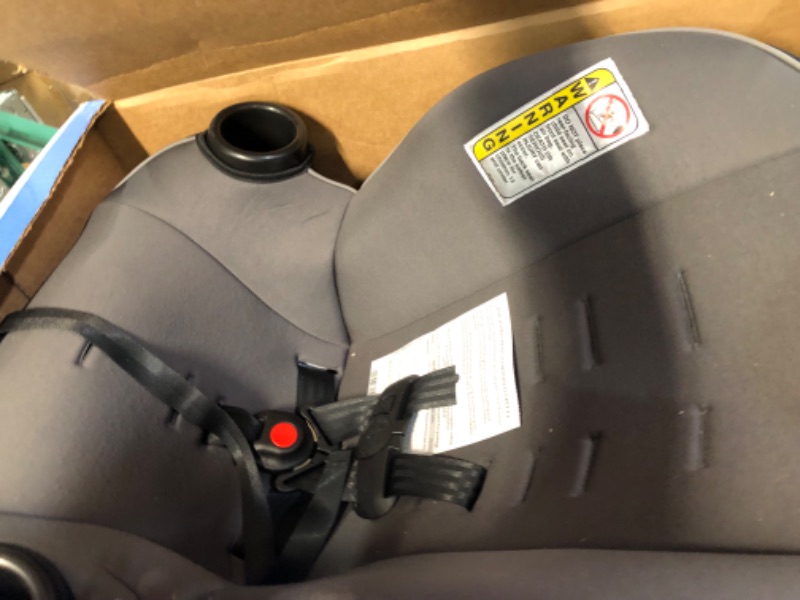 Photo 2 of Cosco Onlook 2-in-1 Convertible Car Seat, Rear-Facing 5-40 pounds and Forward-Facing 22-40 