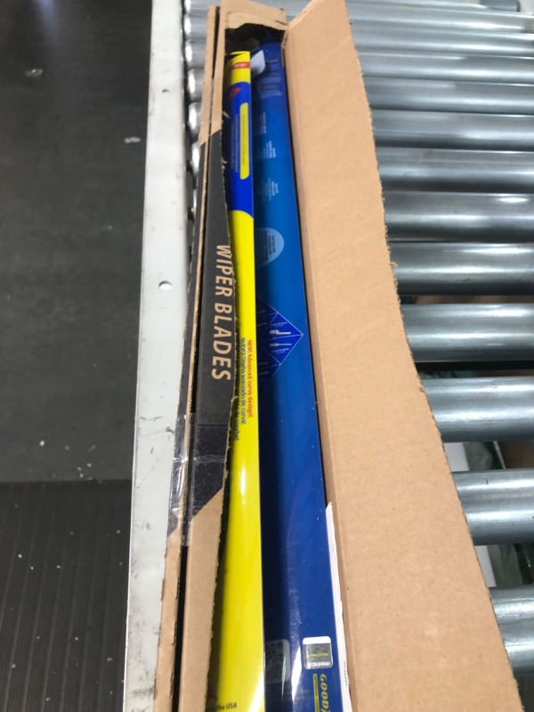 Photo 2 of Goodyear Assurance WeatherReady Wiper Blades, 22 Inch & 22 Inch Set 22" and 22"