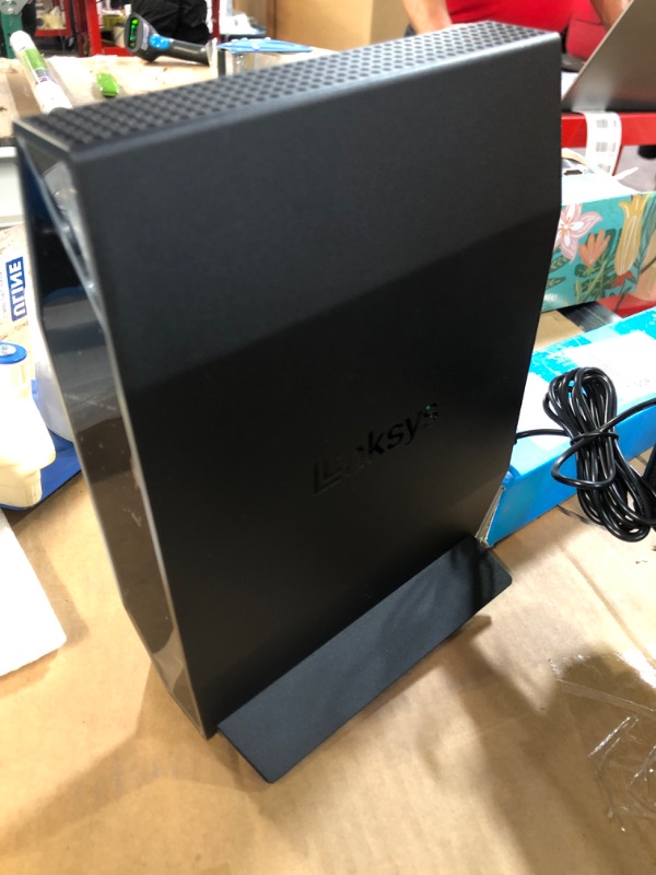 Photo 4 of Linksys E8450 AX3200 WiFi 6 Router: Dual-Band Wireless Home Network, 4 Gigabit Ethernet Ports, Parental Controls, 3.2 Gbps, 2,500 sq ft, 25 Devices 2500 ft, 25+ Devices AX3200