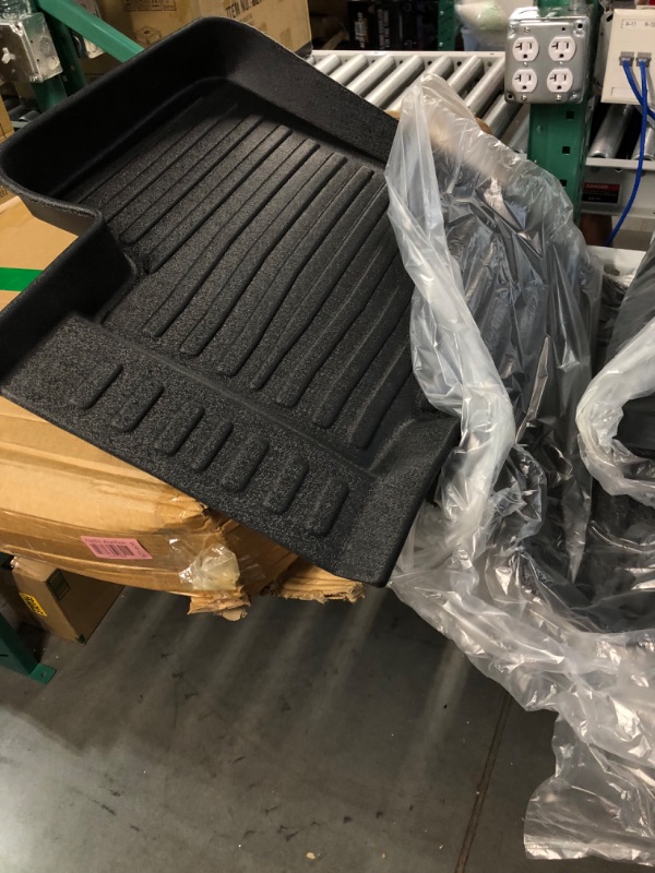 Photo 4 of Tesla Model Y Floor Mats 2021 2022 2023  5 Seats