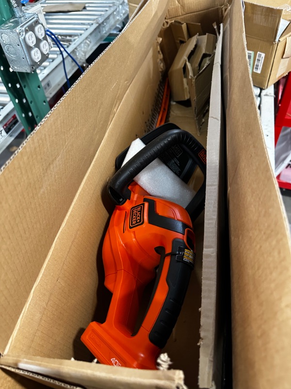 Photo 2 of **MISSING BATTERY AND CHARGER**
BLACK+DECKER 40V MAX* Lithium-Ion 22-Inch Cordless Hedge Trimmer (LHT2240) 40V Hedge Trimmer Kit