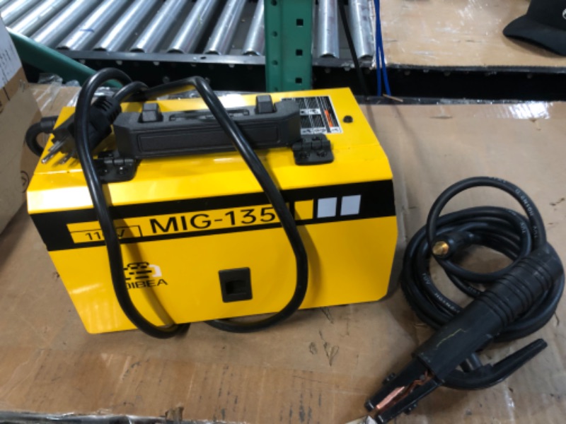 Photo 2 of 135A MIG Welder 110V Flux Core Mig Welder/Lift TIG/Stick 3 In 1 Welding Machine IGBT Inverter Gasless Welder with Two Mig Guns 135A 110V