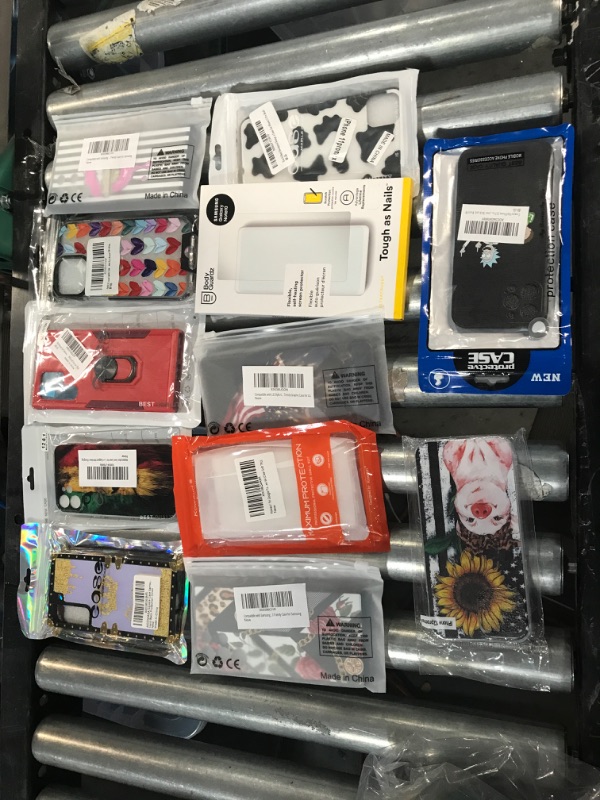 Photo 1 of Miscellaneous Cell Phone Cases 