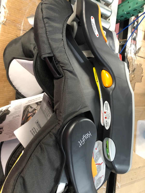 Photo 3 of Chicco KeyFit Infant Car Seat and Base 