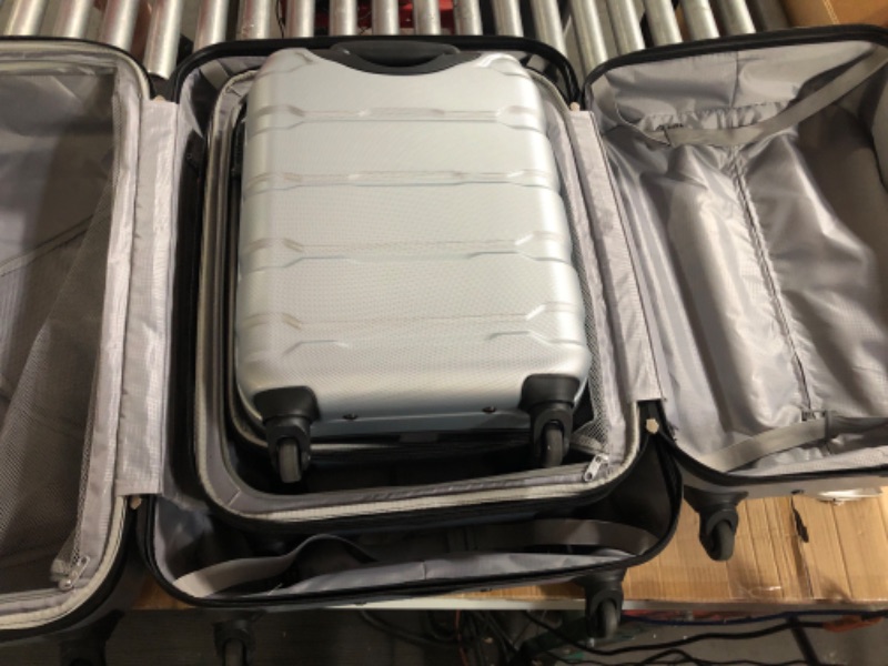 Photo 3 of **SEE NOTES**
Samsonite Omni PC Hardside Expandable Luggage 3-Piece Set Silver