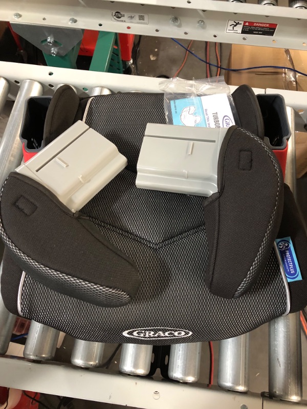 Photo 2 of *NEW* Graco TurboBooster Backless Booster Car Seat