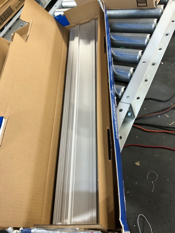 Photo 1 of *NEW* Kreg KMA3700 Accu-Cut XL