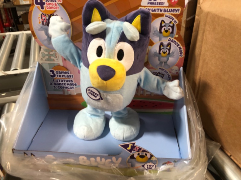 Photo 3 of *BRAND NEW* Bluey Dance and Play 14" Animated Plush | Over 55 Phrases and Songs