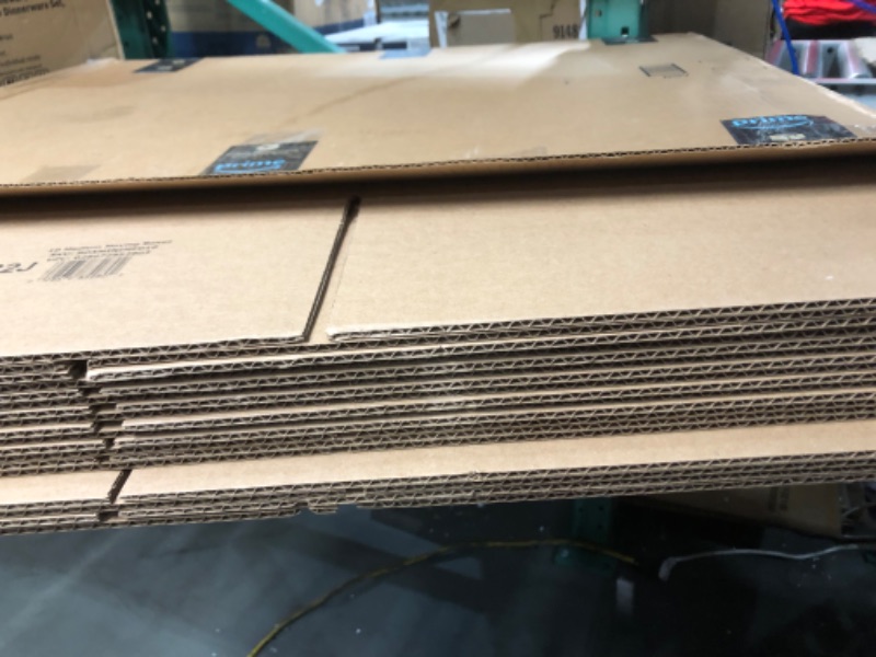 Photo 1 of uBoxes Moving Boxes Medium 18x14x12-Inches (Pack of 9) Professional Moving Box Single