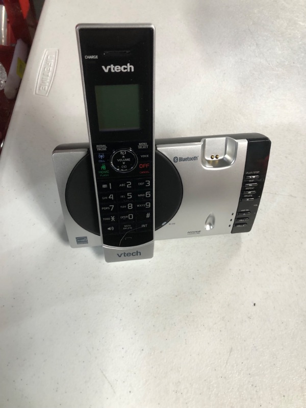 Photo 3 of VTech Connect to Cell DS6771-3 DECT 6.0 Cordless Phone